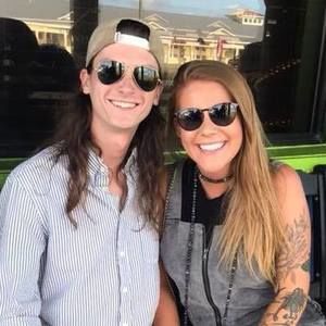 Meet your Posher, Alexi